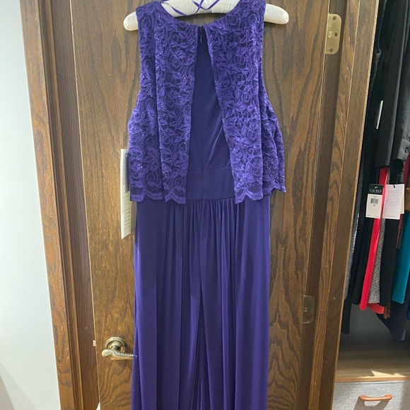 Formal Gown - Picture 2 of 5